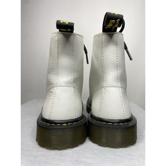 Dr. Martens Luana Combat Boots White Leather Women's 6 Lace Up 7 Eye Grunge Boho - Picture 8 of 10